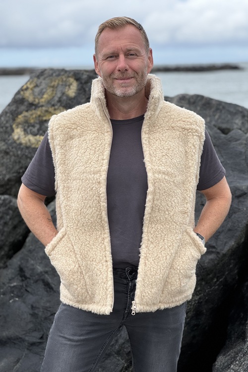 Dicke Wollwesten by WOOLWEAR of Scandinavia aus 100% Merinowolle